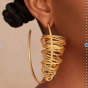 Khoi ENYO Gold Hoops